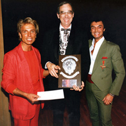 Siegfried & Roy present the Silver Lion award to Walter Blaney
